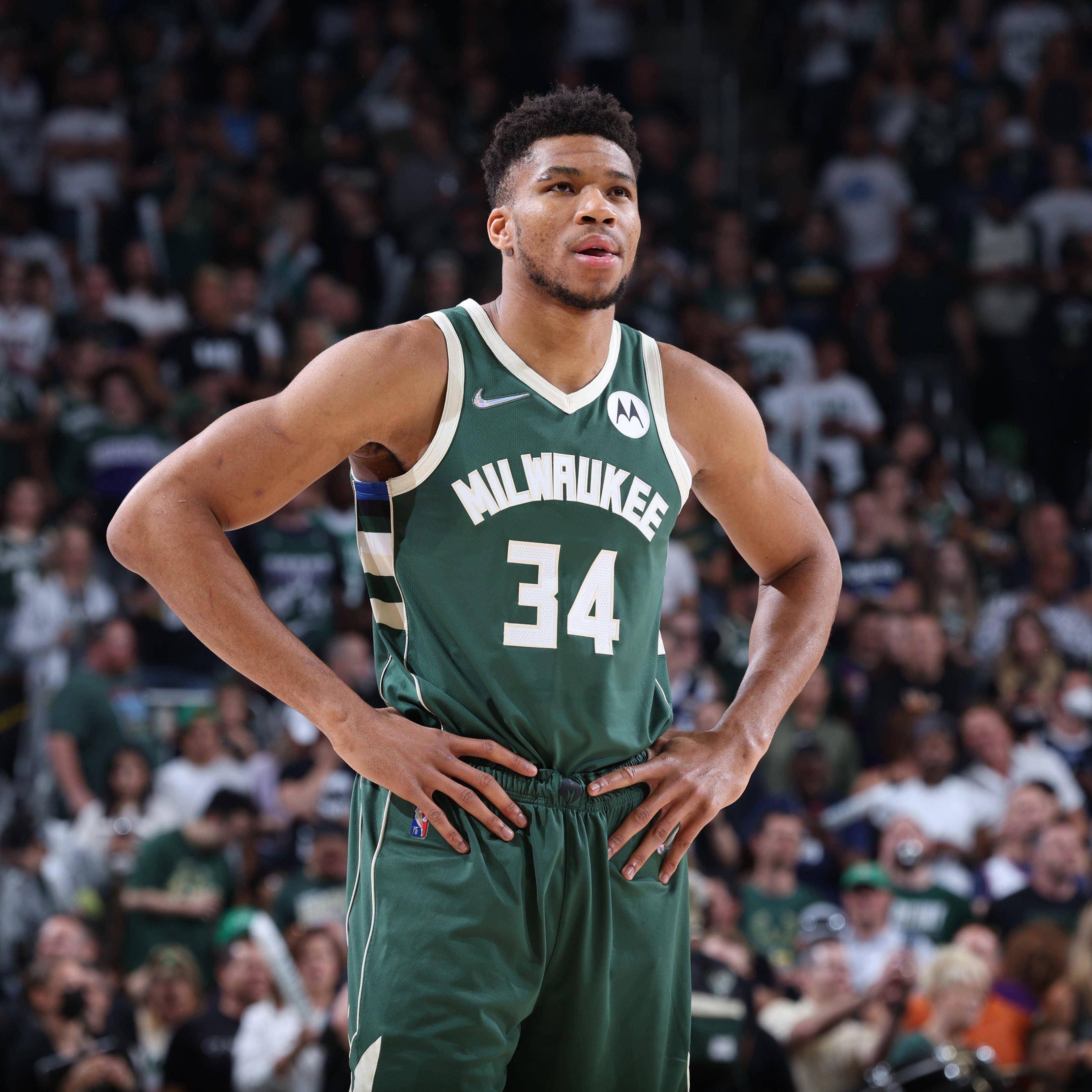 雄鹿击败森林狼,字母哥发挥稳定 雄鹿击败森林狼,字母哥发挥稳定