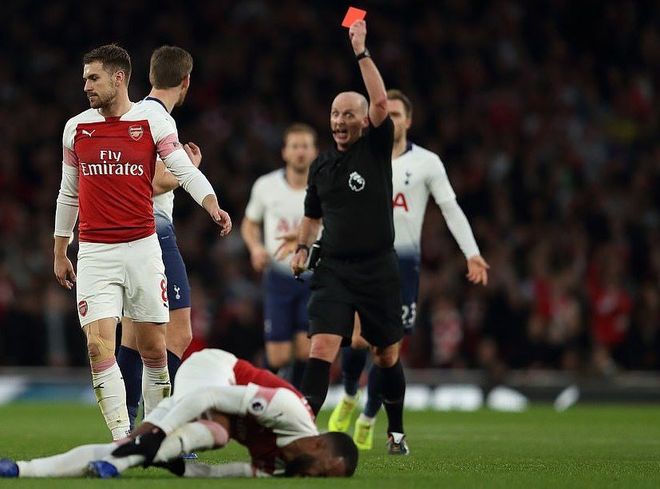 黑白直播体育-关于场面火爆！比分分析观众席沸腾不已的信息