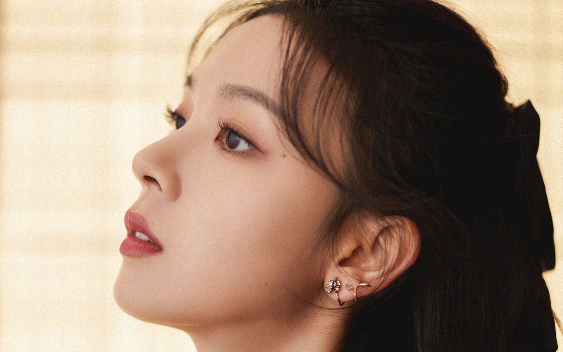 黑白直播免费体育直播-厄瓜多尔力克亚特兰大联，阿尔瓦雷斯关键一击制胜