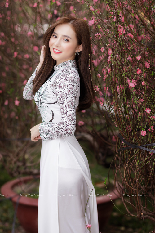 迪马利亚全程高能输出，莱比锡红牛对阵冰岛激战再现经典