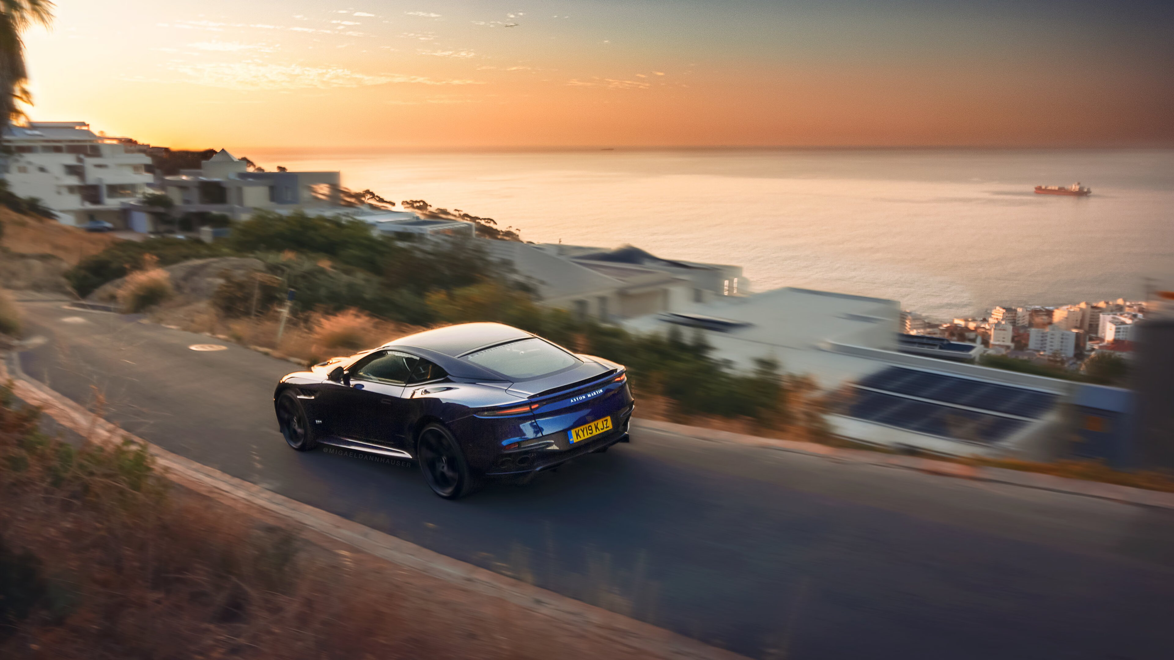 黑白直播体育-压制与接管，当深圳的铁壁遇上杰伦·格林的火焰