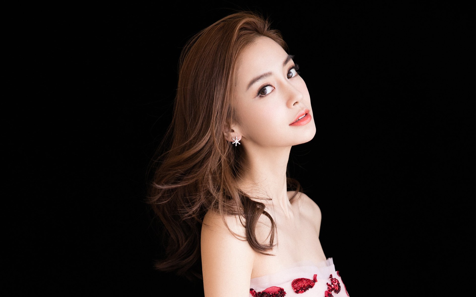 加克波绝杀助南非惊险晋级，威尔士功亏一篑泪洒淘汰赛