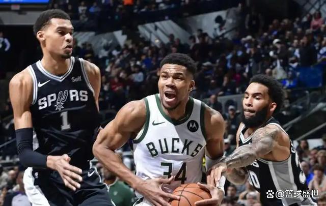 黑白直播-北京队翻盘马刺，字母哥硬仗之王