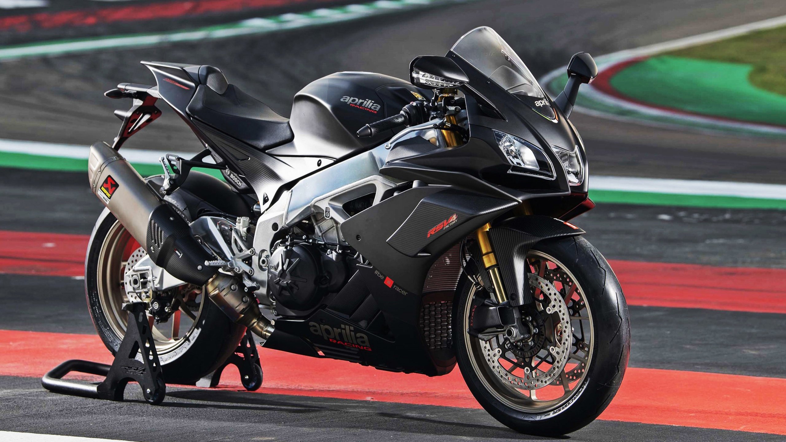 小贾伦末节封神统治攻防，广东双加时险胜猛龙夺赛点